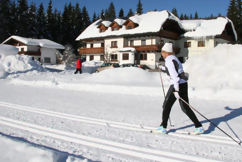 Alpengasthof Fichtenheim Hotell Ramsau am Dachstein Exteriör bild