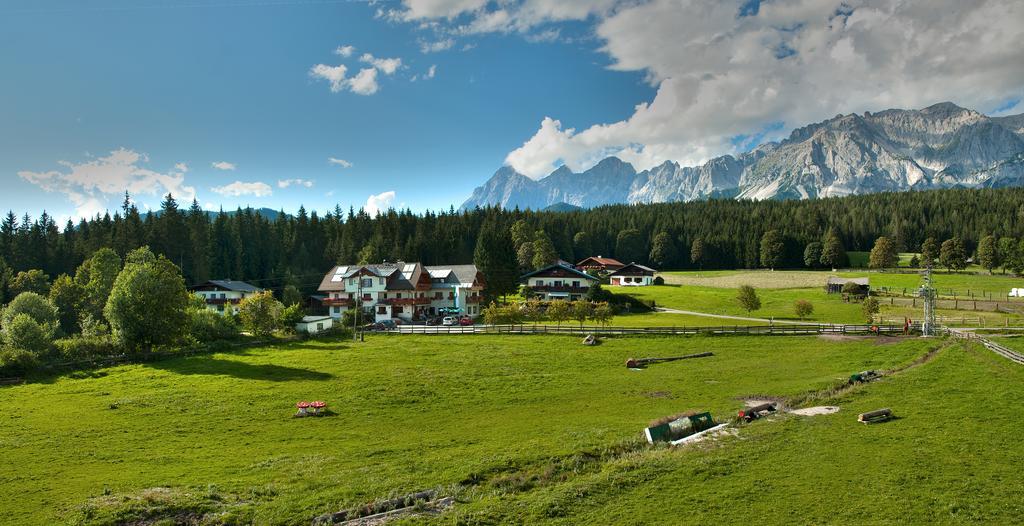 Alpengasthof Fichtenheim Hotell Ramsau am Dachstein Exteriör bild