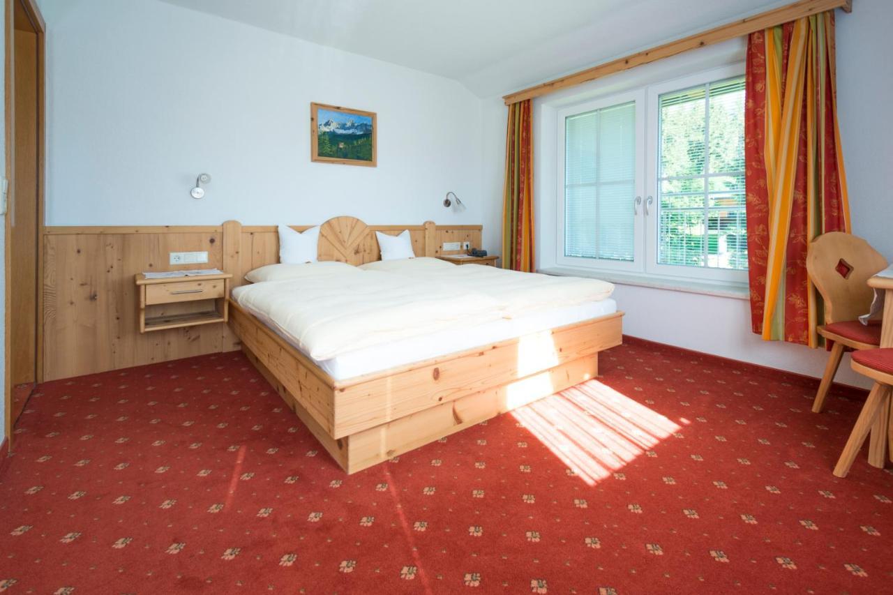 Alpengasthof Fichtenheim Hotell Ramsau am Dachstein Exteriör bild